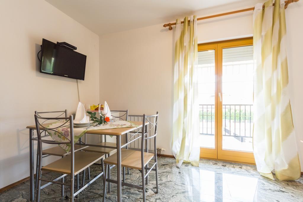 Apartments And Rooms Michaela Fažana Εξωτερικό φωτογραφία